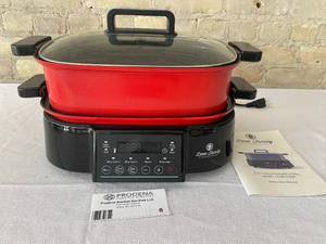 lot 8 image: Dean Family Multi-Cooker and Grill