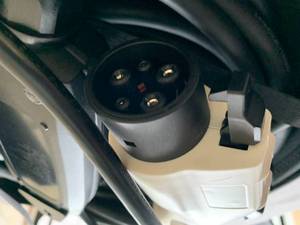 lot 171 image: Lectron 240 V Single Phase Portable EV Electric Car Charger
