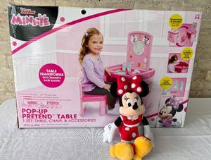 lot 77 image: Disney Minnie Mouse Pretend Table and Plush Toy