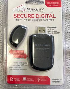lot 129 image: Lot of 5 Secure Digital Multi-card ReadersWriters