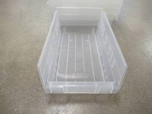 lot 364 image: 12 Pack of Small Clear Storage Bins