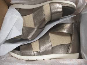 lot 366 image: Comfortiva Pacifica Wedge Womens Sandal in Anthracite Size 10