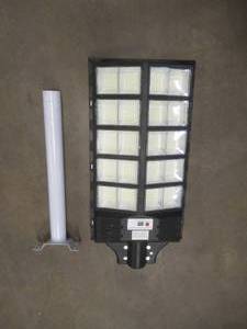 lot 388 image: Led Solar Street Light Outdoor (SOLAR PANEL HAS A FEW SCRATCHES, LIGHT WORKS)