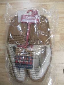 lot 462 image: dluxe by dearfoams Mens Nelson Genuine Shearling Moccasin Slippers - Size 7