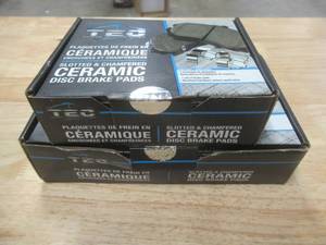 lot 589 image: Front & Rear Ceramic Disc Brake Pads TEC-1544 For Hyundai Kia Elantra Optima Soul Sonata