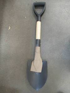 lot 655 image: D-Handle Metal Mini Shovel