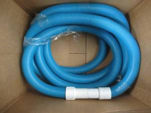 lot 681 image: Blue Hose