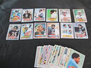 55 1980 Topps Football Cards...