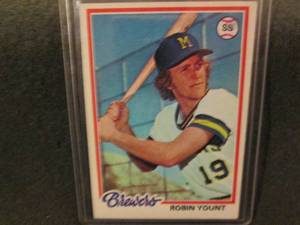 152.     1978 Topps Robin Yount Car...
