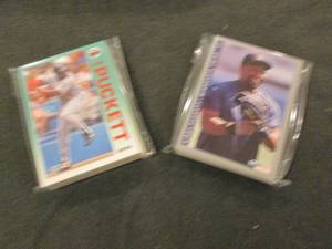 154.     1992  & 1993 Fleer Twins T...