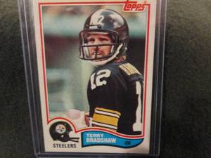 160.     1982 Topps Terry Bradshaw ...