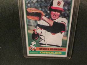 172.     1976 Topps Brooks Robinson...