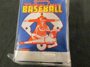 180.     7 1989 Score Baseball Pack...