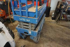 Genie GS - 1930 Electric Scissors Lift