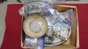 lot 18 image: Lot of Misc Silverplate