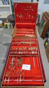 lot 20 image: Set of 126 pieces Brass Silverware from Thailand
