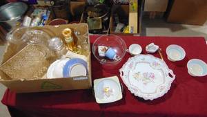 lot 50 image: Box of Misc Glassware