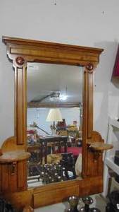 lot 74 image: Early 1900s Dresser Mirror