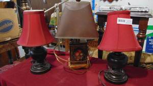 lot 91 image: 3-Small Table Lamps