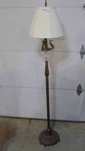 lot 122 image: Metal and Glass Floor Lamp