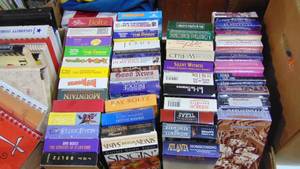 lot 131 image: Lot of VHS Movies