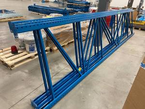 lot 47 image: Lot of 3 SpaceRak Uprights 20 Tall