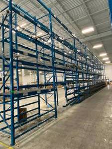 lot 5 image: 92 of 20 Tall SpaceRak Pallet Racking