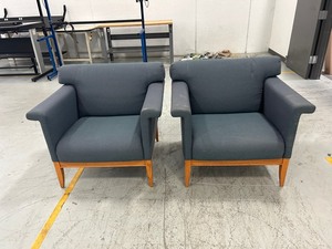 lot 63 image: Lot of 2- OfficeWaiting Room Chairs