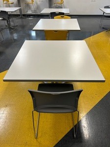 lot 85 image: Break Room Tables and Chairs