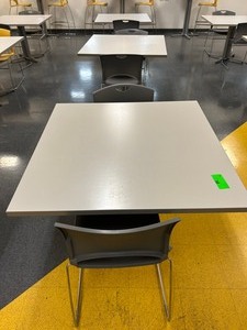 lot 86 image: Break Room Tables and Chairs