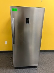 lot 91 image: Insignia NS-UZ14SS0 Fridge