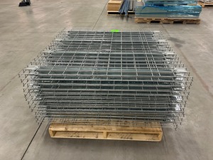 lot 58 image: Lot of Decking