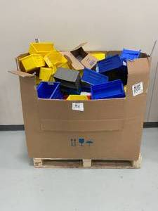 lot 136 image: As Pictured