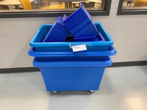 lot 142 image: As Pictured