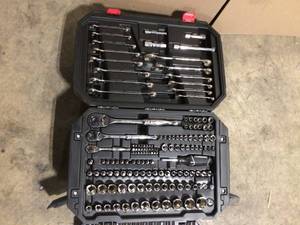 lot 2 image: Husky Mechanic Tool Set, Customer return, review all pictures