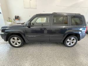 2014 Jeep Patriot Latitude - 2 OWNERS