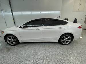 2014 Ford Fusion SE - 2 OWNERS
