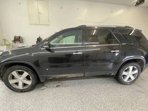 2010 GMC Acadia SLT - AWD