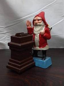 lot 6 image: Old Cast Iron Santa Claus Mechanical Bank