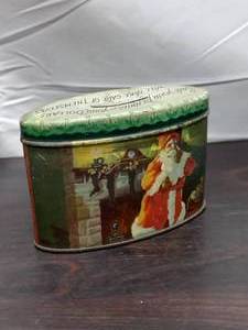 lot 17 image: Vintage Santa Tin Bank