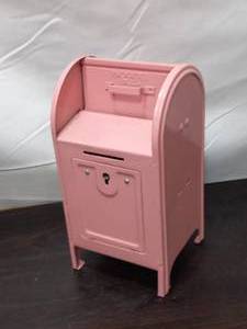 lot 49 image: Vintage Pink Mail Box Bank