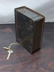 lot 70 image: Old Bank Of Sioux Rapids Book Bank