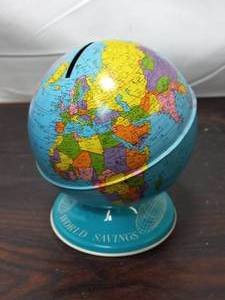lot 103 image: Vintage Ohio Art Co. World Savings Globe Bank