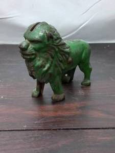 lot 108 image: Old Metal Lion Bank