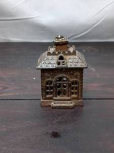 lot 109 image: Old Metal State Bank Coin Bank