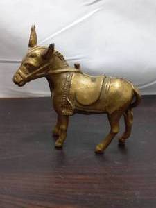 lot 144 image: Old Metal Donkey Coin Bank