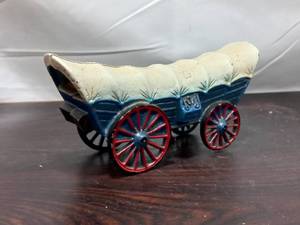 lot 146 image: Old Cast Iron Covered Wagon Coin Bank