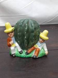 lot 148 image: Vintage Ceramic Cactus Coin Bank