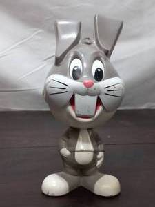 lot 156 image: Vintage 1976 Bugs Bunny Talking Rabbit Toy