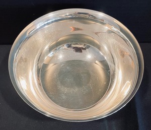 lot 115 image: Vintage Sterling Silver Bowl by Alvin